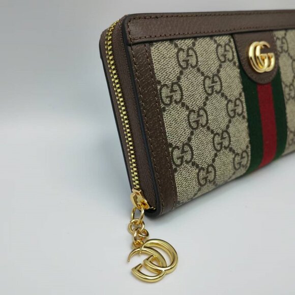 Sophisticated Gucci Leather Trim Long Wallet - Picture 3 of 8